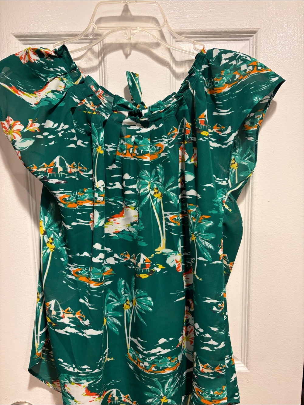 LC Lauren Conrad Emerald Green Tropical Tie-Neck Blouse